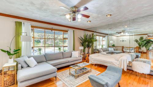 Peaceful 1-Acre Parksville Home Large Deck and Yard - Foto 3