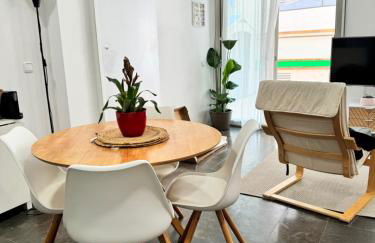 Private terrace 1BR apt - 4min walk to the beach - Foto 2