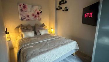 Stylish Home Theater Apartment 1 - Foto 2