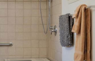 Lazy Squirrel - Cozy Family House with Full Game Room - Foto 44