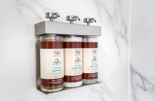 Game RoomHot Tub4mi to Rock HouseGives Back! - Foto 59