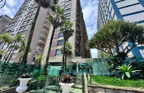 Frente Mar com garagem, Ar Condicionado e WI-FI grátis em Santos - Foto 1