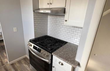 Cozy Euclid Home Near Lakefront - Foto 18