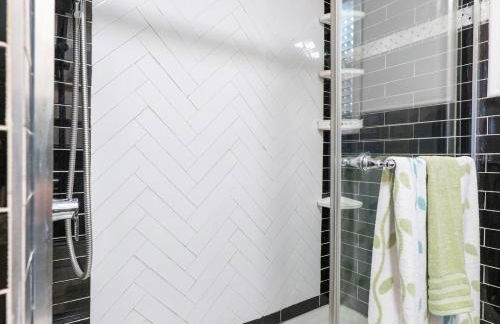 New 3 BR Apt in Elizabeth Railroad Style Path Train Bus Hospital EWR Airport NJ Manhattan NYC - Foto 34