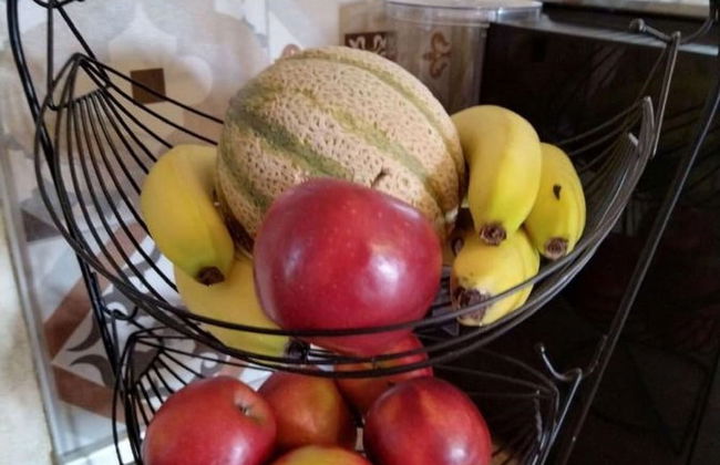 Modern Villa With Swimming Pool and Garden - Photo 19