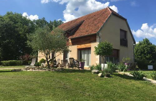 Villa 4 étoiles - 3 chambres - 6 personnes - Nature, campagne, confort moderne, charme, jardin et vue exceptionnelle - Proche Martel - Foto 1