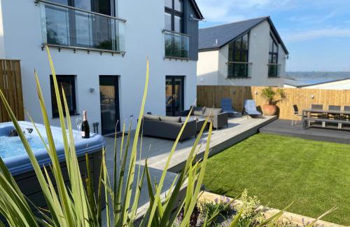 Waves Falmouth-hot tub games room very close to Swanpool beach and Falmouth GC - Foto 28