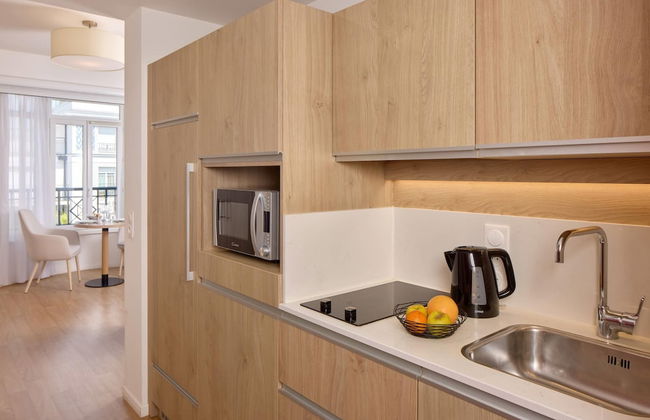 Quality Suites Val d'Europe - Foto 13