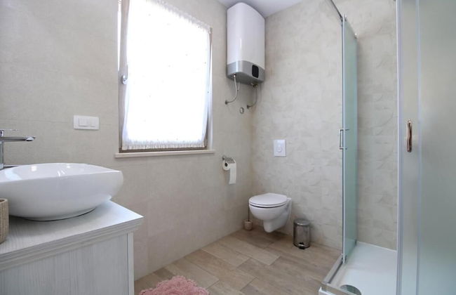 Elegant Villa With Private Pool in Bale - Foto 19