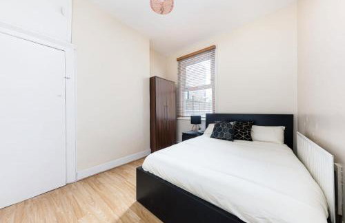 Cozy 4 bedroom home in Hackney, London - Foto 30