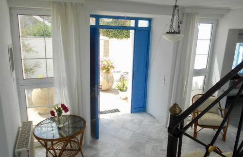 Villa Sis - Cycladic Sea View Luxury Home near Milos Beach & hiking trails 3, 4 & 5 - Photo 19