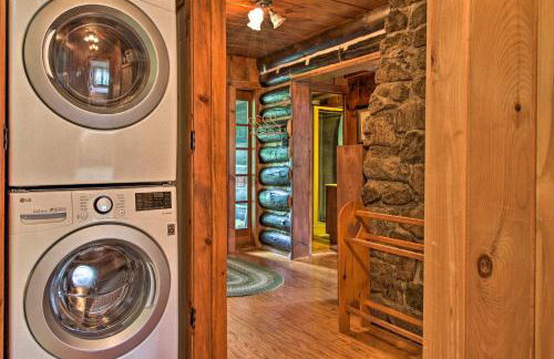 Waterfront Lake George Cabin Walk to Water - Foto 9