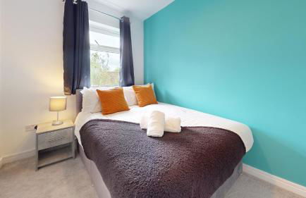 Cosy 2 bed Apartment 1st Floor Business & Leisure Parking and Wifi by Jesswood Properties - Foto 7