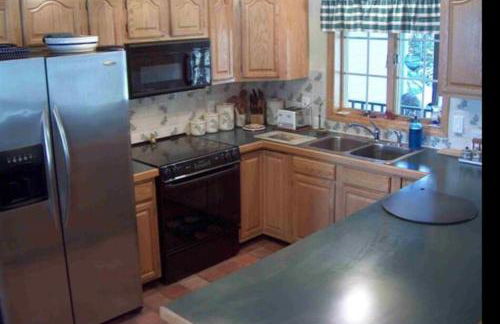 Beautiful Maine Retreat 4 Bdrm Lakeside Cottage - Foto 4