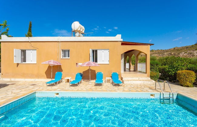 Villa Lela Pente Large Private Pool Walk to Beach A C Wifi Car Not Required Eco-friendly - 2167 - Foto 6