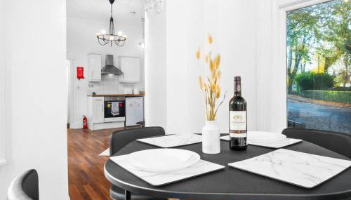 Spacious Apartment - Parking - Smart TV - Netflix 9PC - Foto 4
