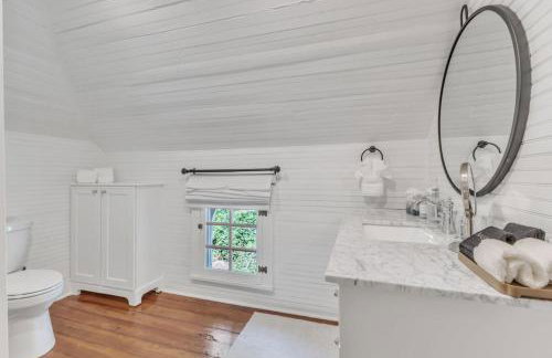 Newly Renovated Carriage House - Foto 27