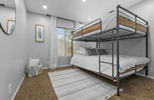 Massive 7BR Stunning MTN View Zen Retreat Pool and Spa - Foto 51