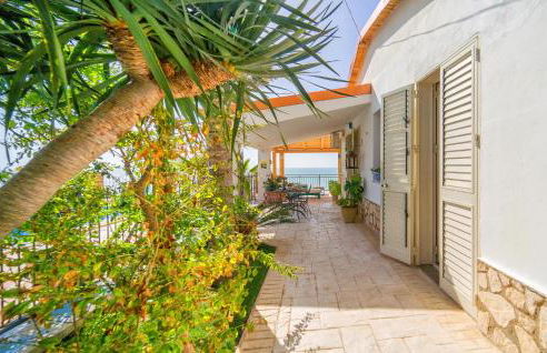 2 Bedroom Amazing Home In Ciotta - Foto 10