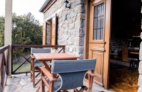 Πέτρινη κατοικία με υπέροχη θέα στο όρος Κόζιακα. - Foto 11