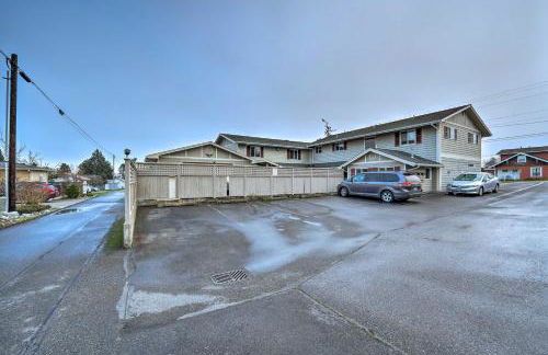 Apartment with Gas Fireplace about half Mi to Beach! - Foto 22