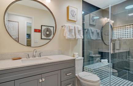 Beautiful Home - Oasis Backyard with Heat Pool - Foto 17