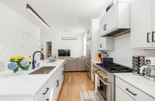 Extra Spacious 4 Bed / 4.5 Bath Music Row Home - Foto 38