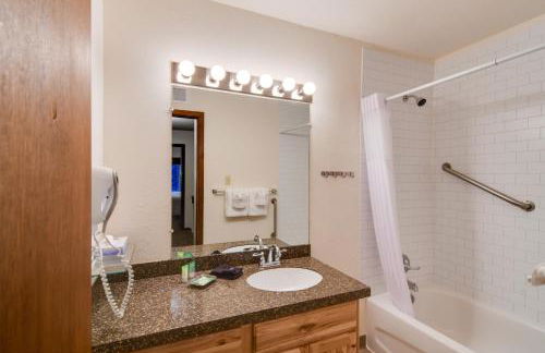 Woodsy Winter Park Condo with Pool and Hot Tub Access - Foto 20
