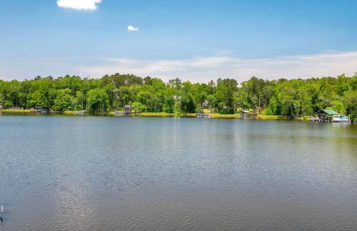 Waterfront on Lake Talquin - Near FSU - Stunning Views - 2 Story Deck - Fire Pit - Fast 1000 mbps Internet - 3 min from Boat Ramp - Foto 36