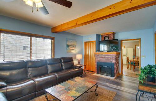 Old Ocean Beach Apt by Pier and Palace Playland - Photo 1