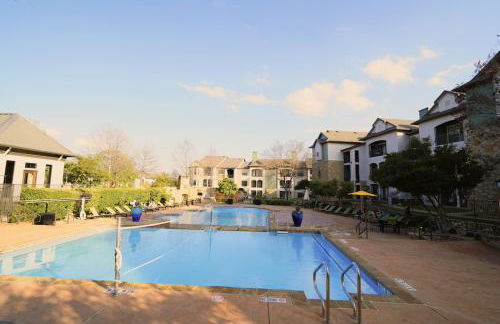 Charming 2 bedroom, 2 bath apartment - Foto 22