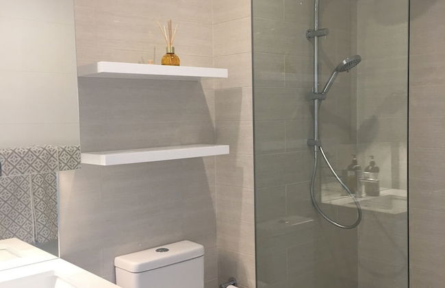 Exclusive apartment with water views - Foto 14