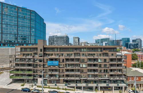 HUGE downtown corner unit- Pool-Gym-Walk 2 Broadway - Foto 53