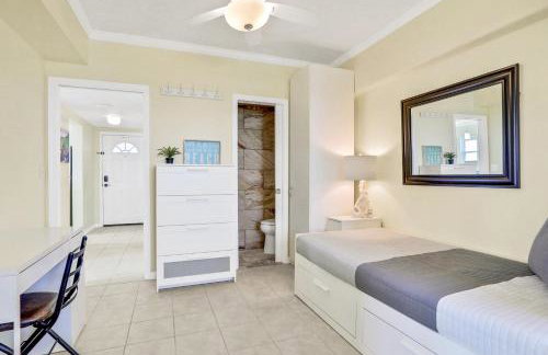 Oceanfront condo with pool, amazing view, balcony & beach access - Foto 17