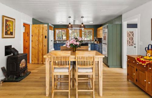 6 BR 4BA Redwood Retreat w Pool - Foto 6