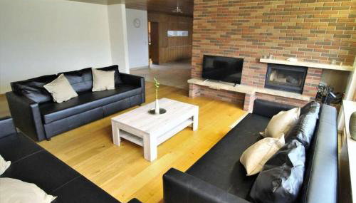 Schöne, große Wohnung mit Parkplatz und Wlan - Foto 1