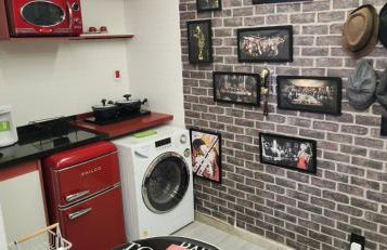 Lindo Flat temático - Asa Sul 913 apartamento - self checkin - garagem - Portaria 24h - Aeroporto - Rodoviária - Foto 12