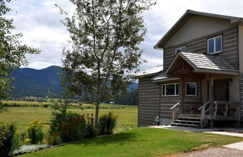 Rustic Cabin Rental with Views for Miles near Grand Teton National Park, Wyoming - Foto 16