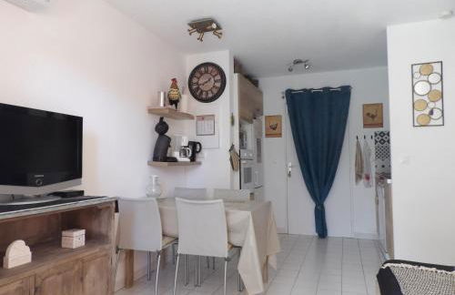 Appartement T2 dans résidence avec piscine et tennis - Foto 2