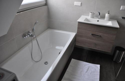 Neubau, Luxus, 3-Zi Wohn für KaffeeGenießer - Foto 28