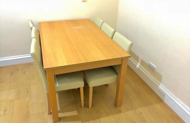 5 Bedroom House For Large Group - Photo 13