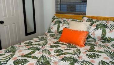 Sleeps 3, Casa Tropical in Miami - Foto 5