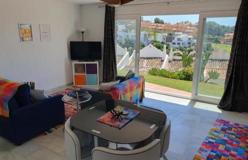 Garden Apartment - Photo 25