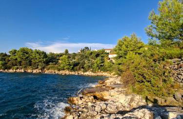 Ferienhaus mit Pool und Meerzugang - Foto 16