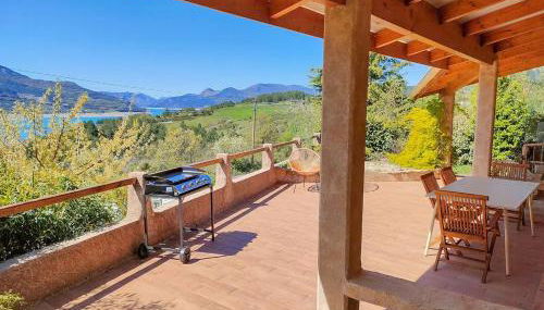 Family Villa Overlooking Lake Serre-Ponçon - Foto 2