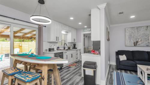 Memorial House - Ping Pong, Grill, Arcade, Beach! - Foto 4