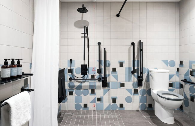 Zanzibar Locke - Photo 51