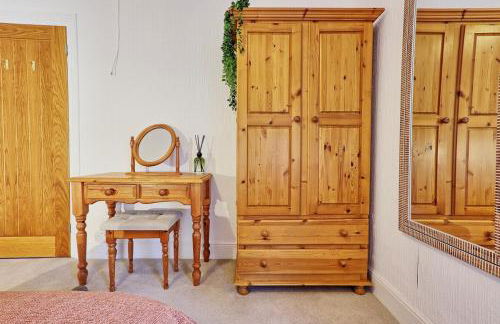 Cosy 2 Bedroom Flat Near Westcliff On Sea Beach & Hamlet Court Road - Foto 15