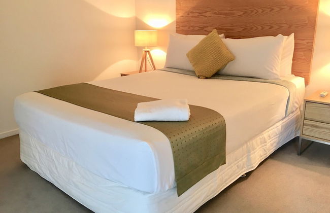 Mowbray East Apartments - Photo 2