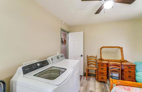 Horses Welcome Marble Falls Home with Grill! - Foto 18